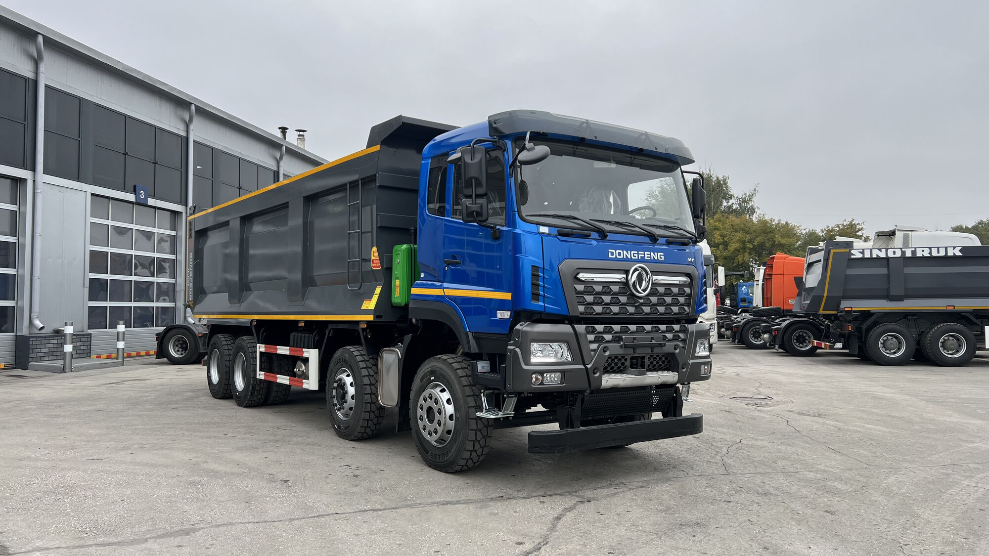 Самосвал Dongfeng KC