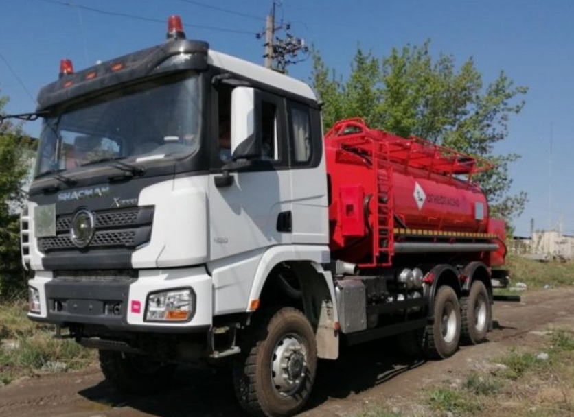 Автотопливозаправщик Shacman X3000